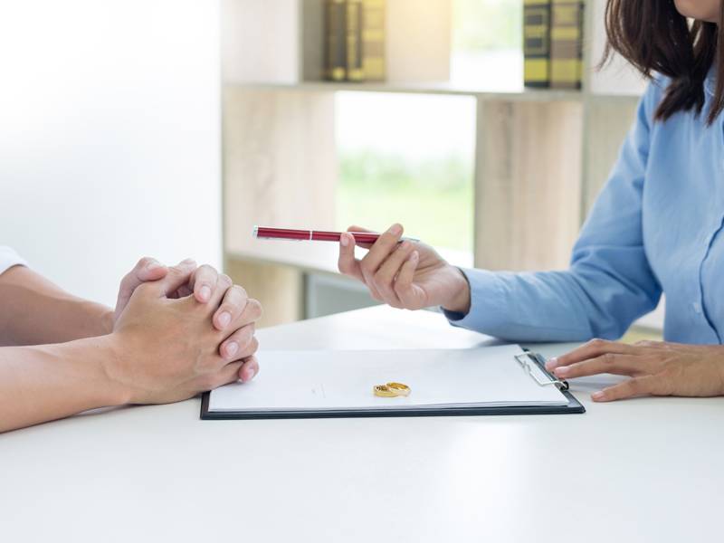 divorce-solicitors-in-weybridge